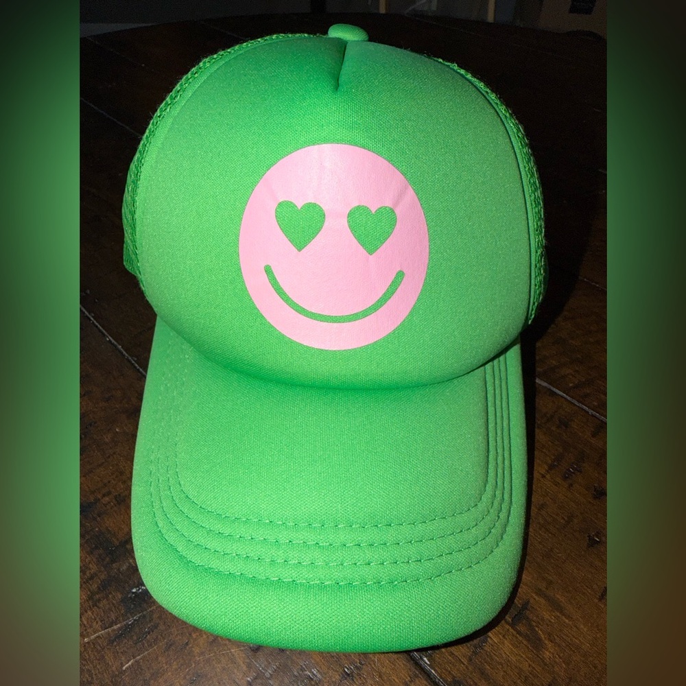 Happy 😍 Green Trucker Hat with Pink Heart-Eyes Smiley